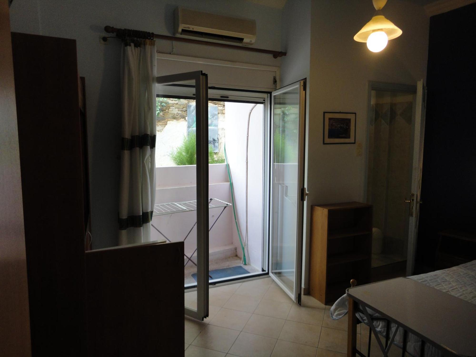 Apergis Rooms Ermoupoli Habitación foto